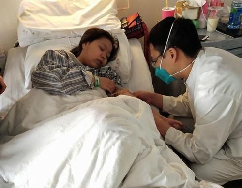 11岁长发4次化疗头发掉光,盼病好留意境唱歌单女孩生美女头像图片