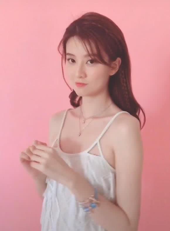 拔智齿后脸下面疼