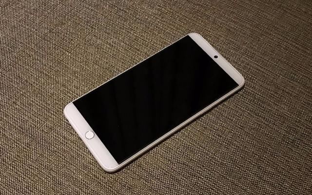 魅族15上手体验,看看魅族是否还值得在爱一次