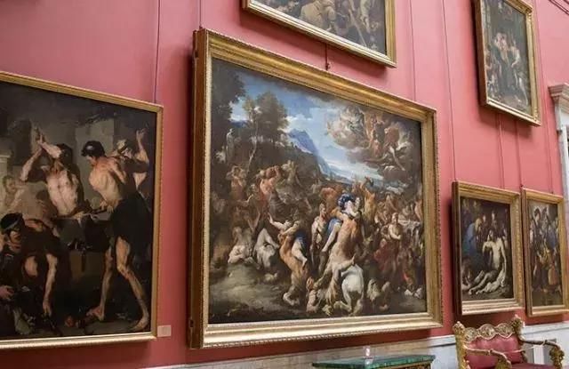 成都到欧洲旅游,往返居然不到2000元…