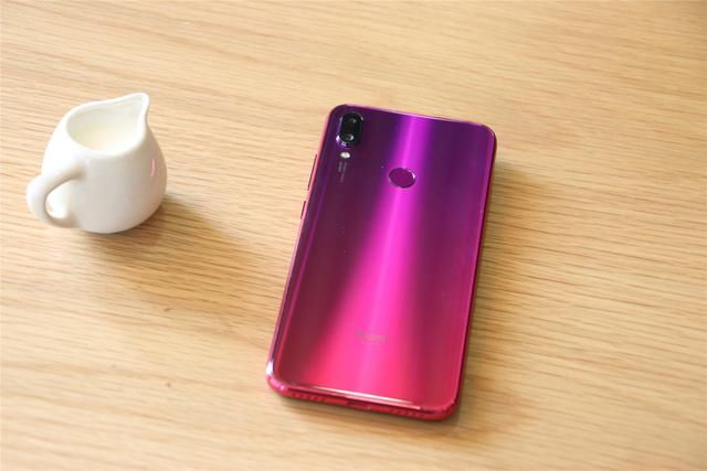 红米Note7Pro拍照多强?经公证处公证,干掉了荣