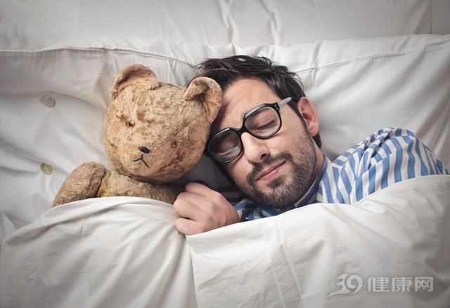 医生:这个姿势容易造成梦中猝死!一定要告诉爸妈