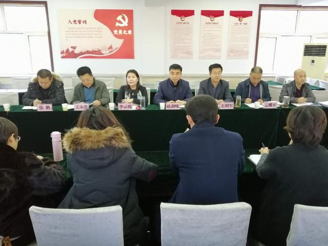 乌兰察布东路街道开展扫黑除恶专项斗争工作推进会