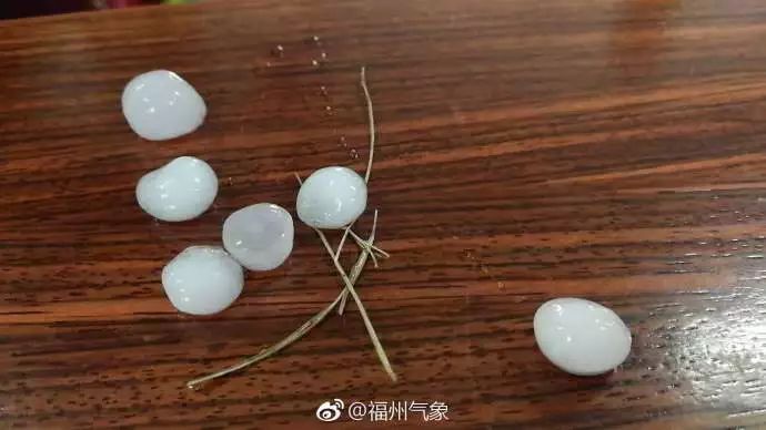 惊蛰!福州市区雷雨大风!永泰福清下起冰雹!兵乓球那么大……