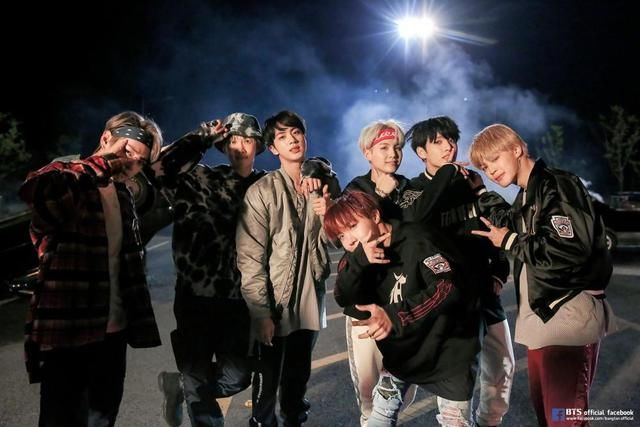 防弹少年团JIN录影一半得知家人过世噩耗,敬业