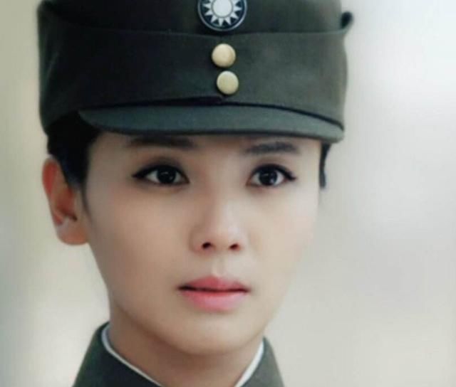娱乐圈当过兵女星:刘涛,孙俪,闫妮,而她的军衔最高