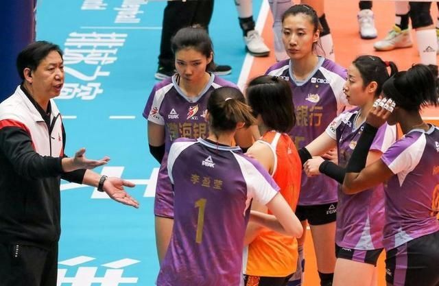 天津女排四强比赛直播