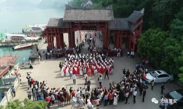 五一假期我县接待游客58.7万人次