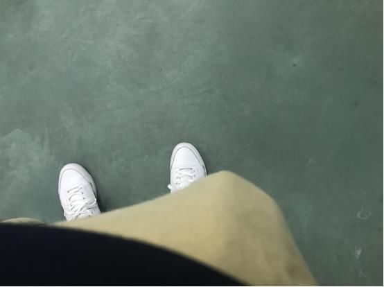 无线耳机连一个