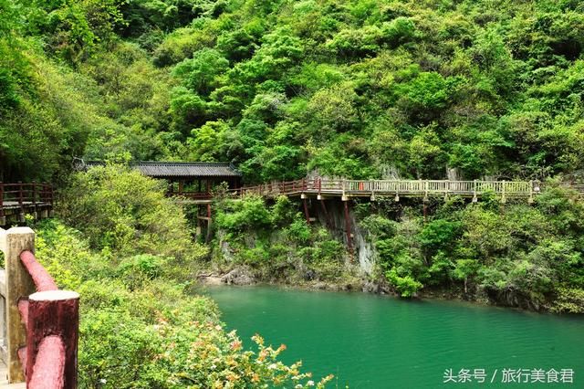 风景优美的汉中石门栈道竟然是世界上最早的人工开凿的通车隧道！