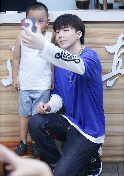 关于网红摩登兄弟刘宇宁 你不知道的那些事