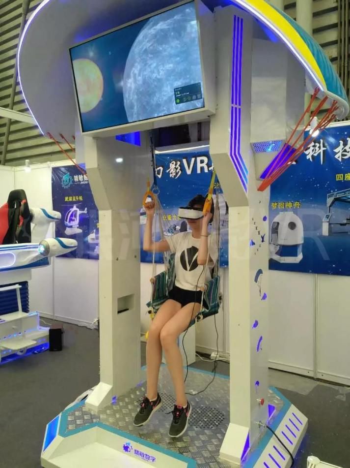 塔寺峪举行VR航空航天嘉年华，VR跳伞登月热气球来袭!