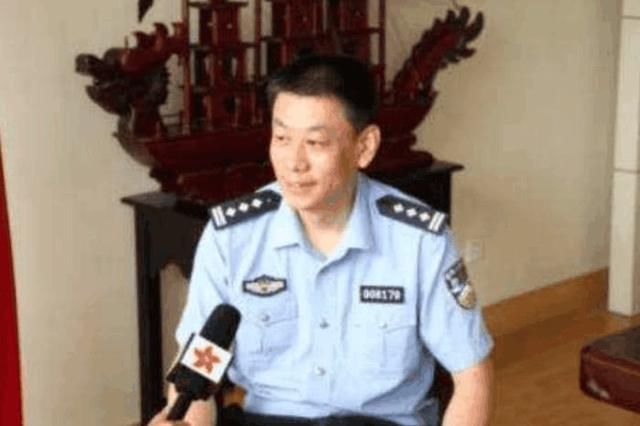 小偷入室偷窃起色心，因时间过长被察觉，网友：3秒辨别真假老公