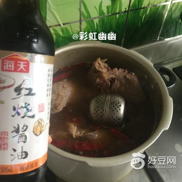 又薄又软、弹牙有嚼劲的香卤牛腱子