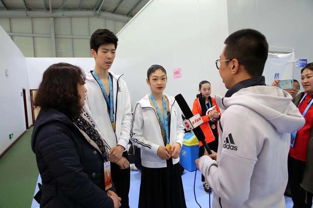 二青会花样滑冰比赛收官 我省选手再获1金2银