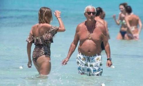 为什么国足踢不进世界杯?网友:看70岁主帅里皮