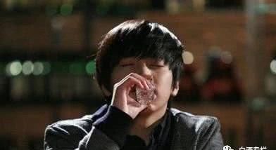 酒鬼酒是什么人