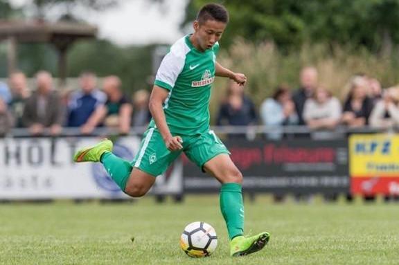 官宣!国足留洋新星正式回国,中甲冲超热门浮出