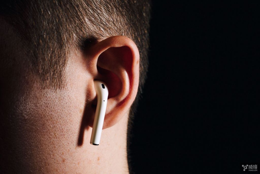 谷歌亲儿子和iPhone取消耳机插孔这一年