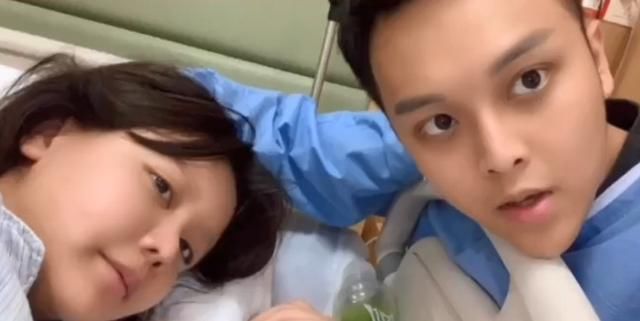 小猪趁韩安冉生孩子直播刷人气,像是局外人,网