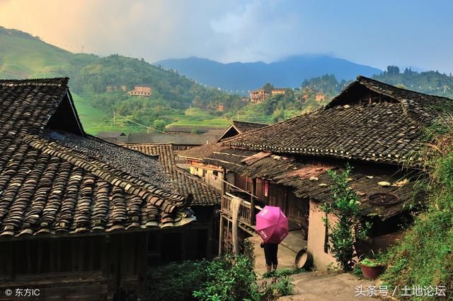 村里土地确权，已死亡的承包户，土地归谁？