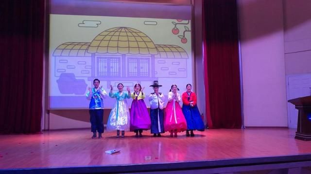 黑大学子在东北三省韩国语话剧大赛中喜获佳绩