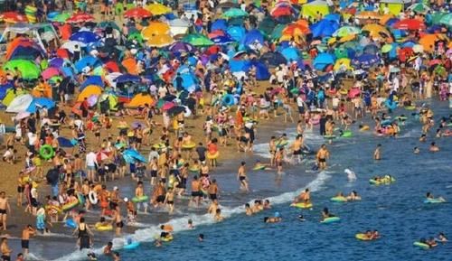 国出国旅游和国内旅游