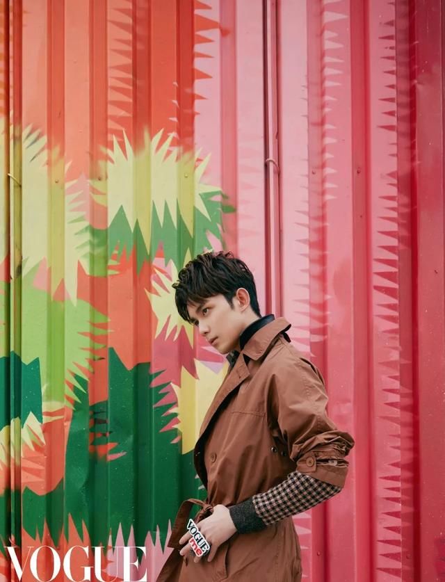 2018秋冬时装周 期待小戏骨吴磊的时装周首秀