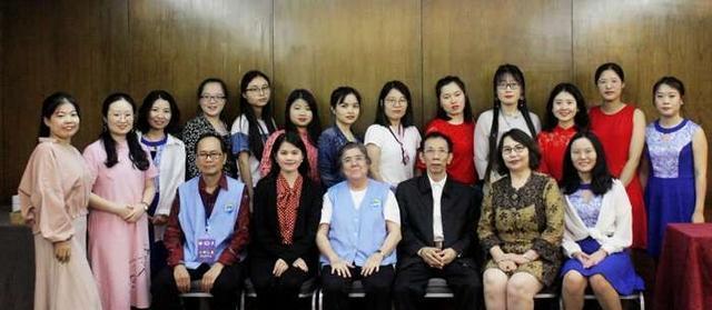 中国汉语教师志愿者与本土汉语教师经验交流座