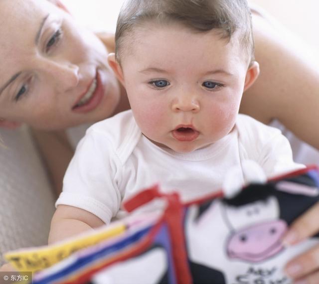 心理学:为什么在和宝宝说话时会变得奶声奶气