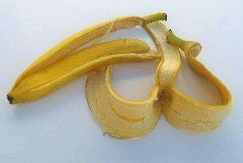 夏天经常用香蕉皮煮水喝,坚持几天后,身体出现