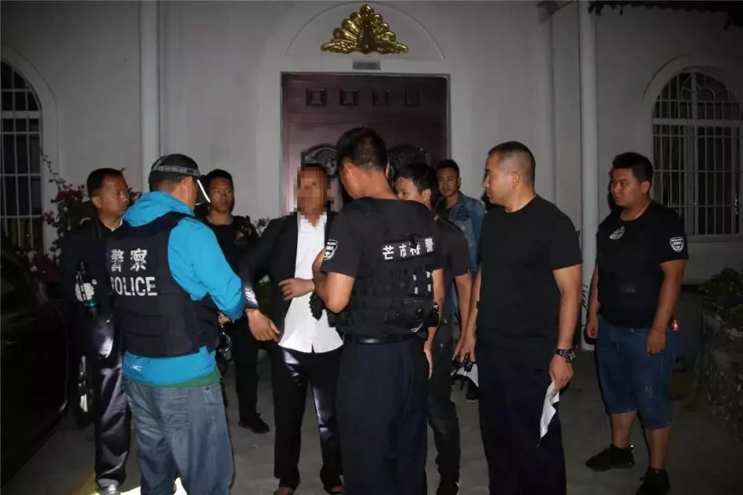 拥有160万粉丝的正能量网红涉黑被抓