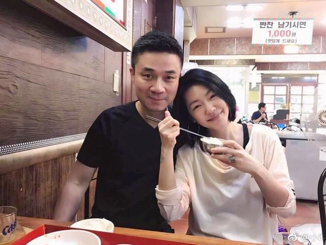 许雅钧提前给小S庆生,小S笑容中透着疲惫?侄女小玥儿出镜!