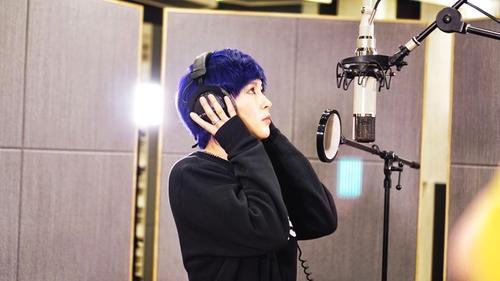 女孩大变模样,因《好声音》走红,凭《青春斗》