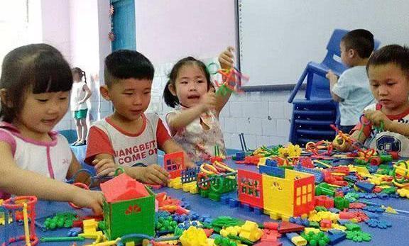 岁半宝宝入园哭闹不止,妈妈弄清原因,直接办了