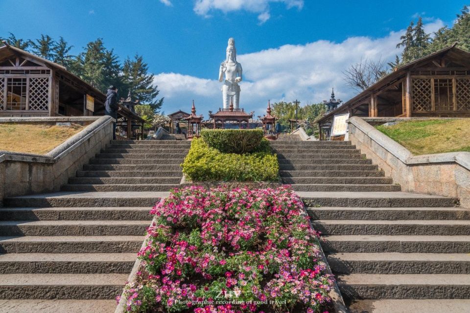 1000年前与盛唐对抗分治的南诏国，如今在大理洱海之上还有行宫