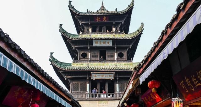 陕西到四川今年开建一条高铁,途经3市,一路旅