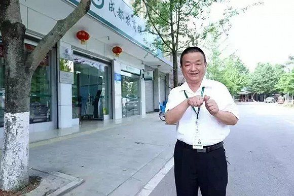 震后十年,十位银行人的回忆与期许