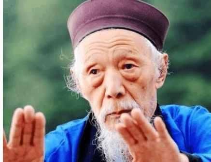 古代奇人, 从康熙到民国初期, 皇帝换了8个还活着, 年均过200岁