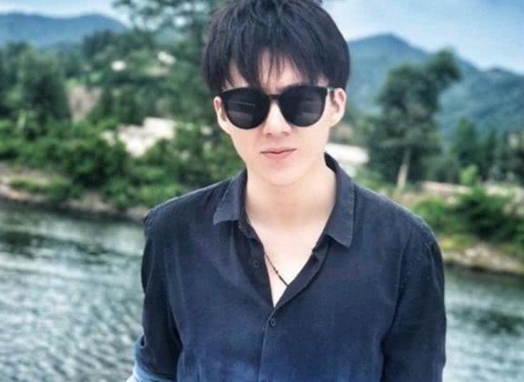 抖音一哥刘宇宁自曝喜欢这个当红女演员,网友