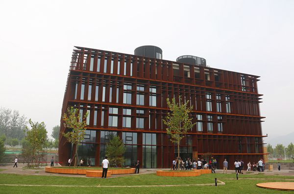 中国--丹麦科研教育中心大楼今天举行落成启用