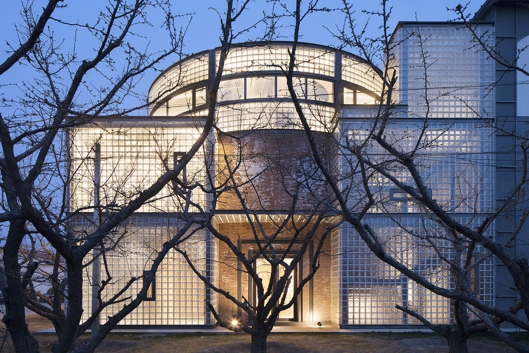 红砖锅炉房的改造与重生--北京金福青年旅社设