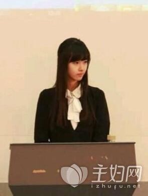 清纯著称的陈都灵胖了也很瘦高中丑事