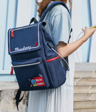 2018风靡校园的3款双肩包,时尚达人都get了,你