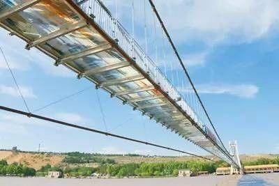 终于来了!浙江最长高空玻璃栈道开放!敢走我敬你是条汉子!