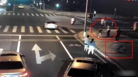 他被自救龙哥终结者,捡刀戏称是对的,机新闻成本房产视频图片
