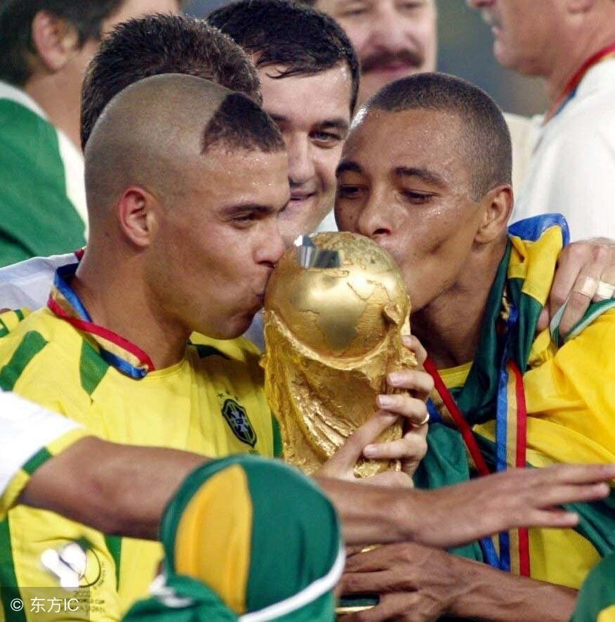 只有8个国家曾获得过世界杯冠军,巴西5冠居首