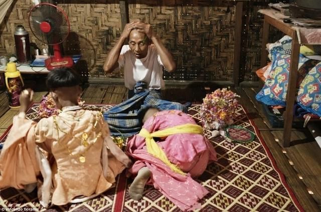 纪实:泰国男孩入寺为僧全过程