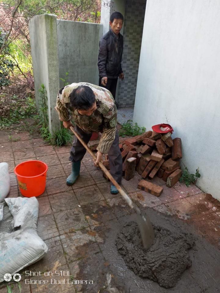 2018,贺村镇淤前村党支部书记郑金财这样承诺