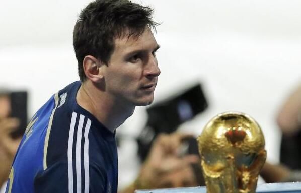 命!梅西又一次世界杯梦碎 这辈子无缘比肩老马